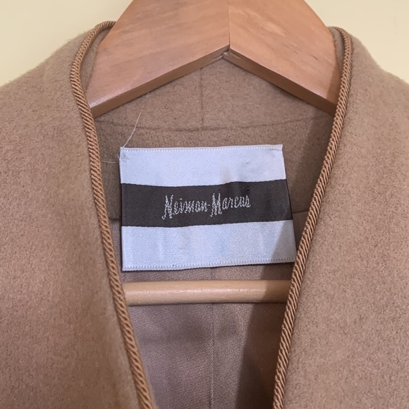 Fleurette Neiman-Marcus Vintage 100% Camel Hair Belted Wrap Walking Trench Coat - Picture 9 of 17